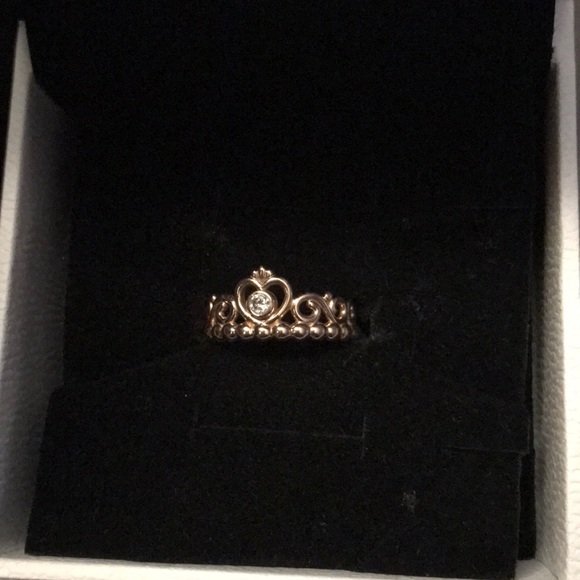 Pandora Ring - Picture 3 of 4